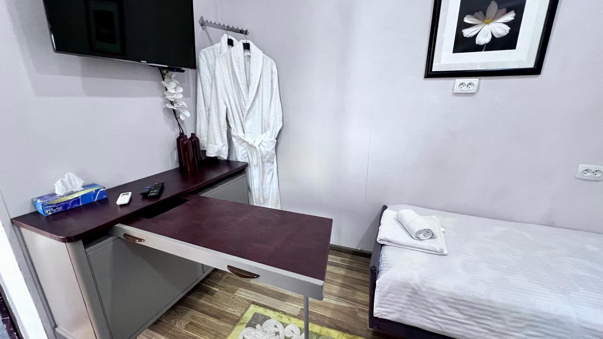 Frodo Hotel Tasjkent Eksteriør billede